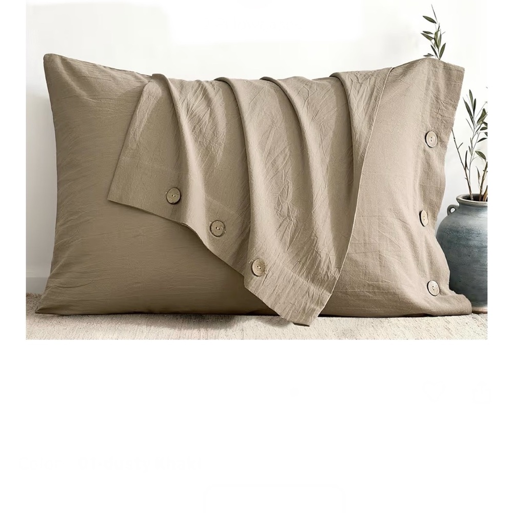 100% cotton king shams with wooden buttons khaki